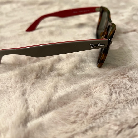 Unique Ray-bans - Picture 3 of 5